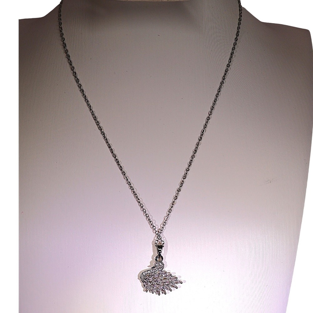 Swarovski Crystal Swan Pendant Necklace Silver Overlay NWT Sparkly Elegant Gift - Picture 2 of 2
